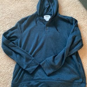 NWOT Men’s size extra large hoodie by Sonoma fleece on the inside